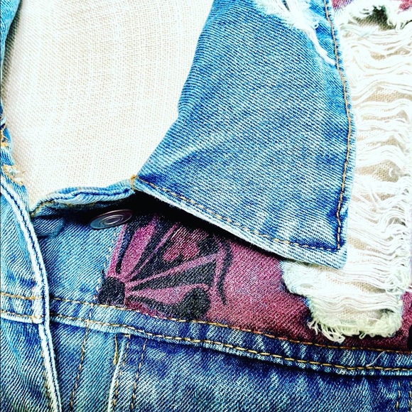 Raven Gothic Handpainted on new distressed denim jacket SZ XL womens Crow - Picture 7 of 10